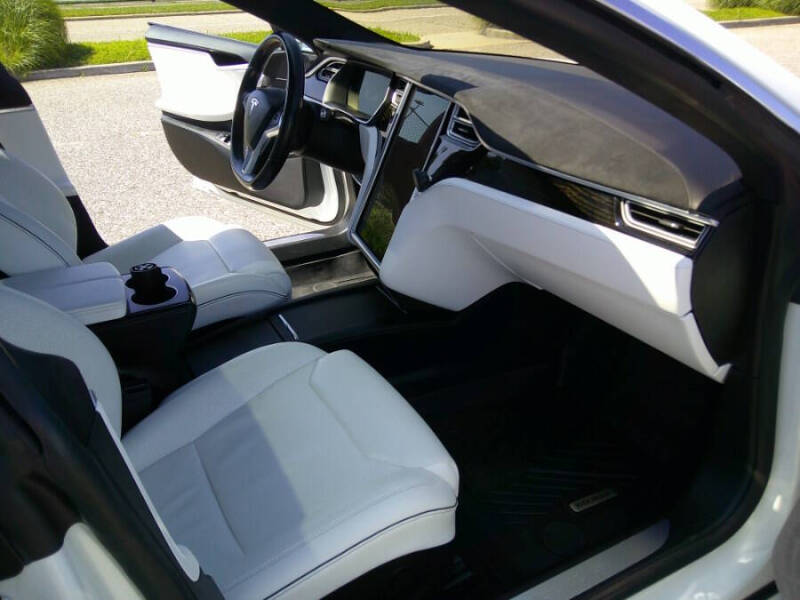 2017 Tesla Model S