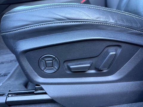 2019 Audi Q8 quattro Premium Plus 55 TFSI