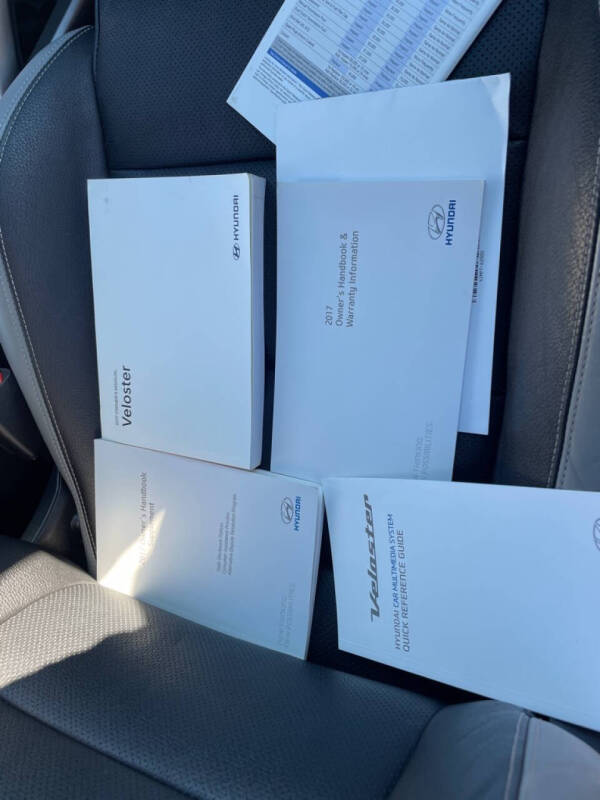 2017 Hyundai Veloster