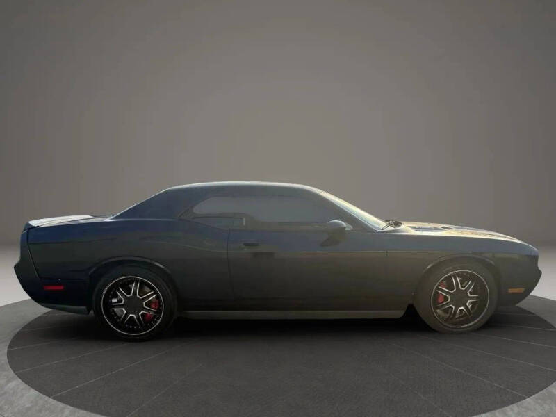 2010 Dodge Challenger SRT8