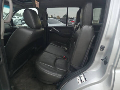 2012 Nissan Pathfinder Silver Edition