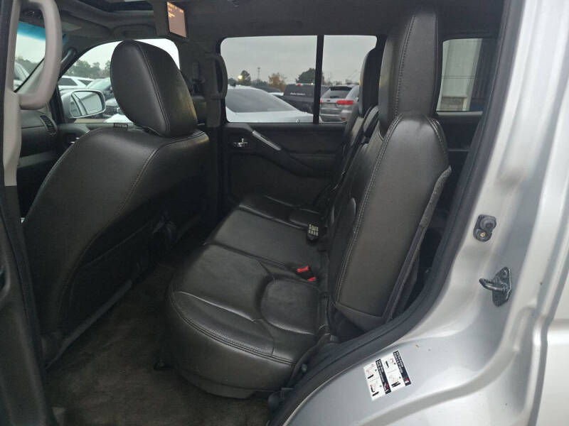 2012 Nissan Pathfinder Silver Edition