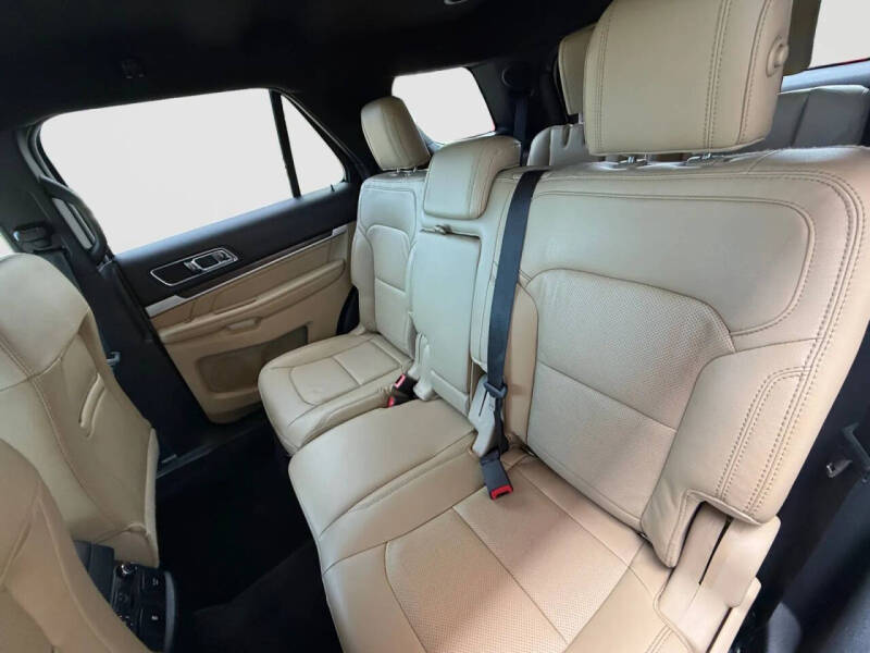 2017 Ford Explorer Limited