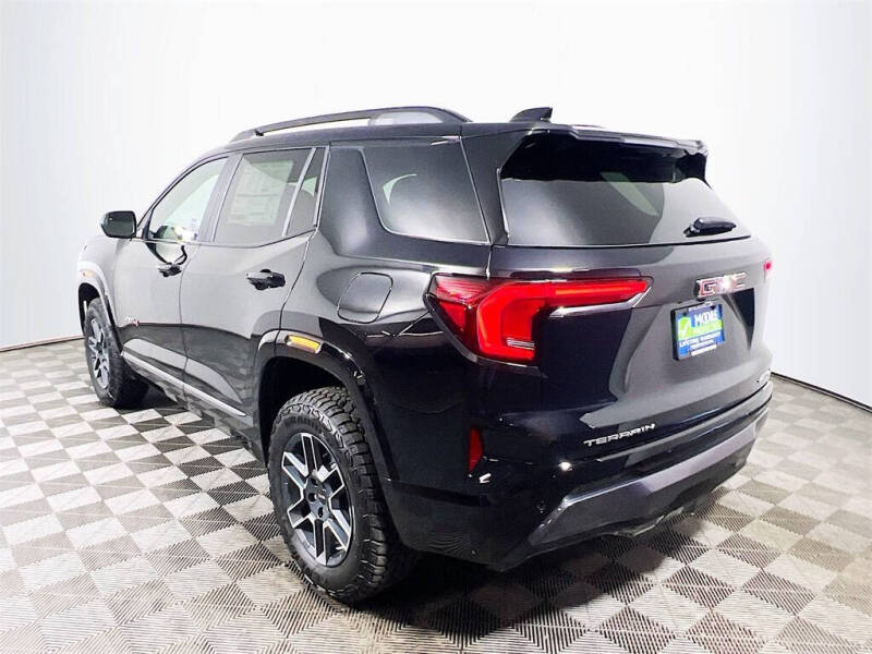 2026 GMC Terrain AT4