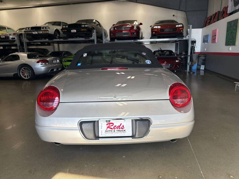 2004 Ford Thunderbird Deluxe