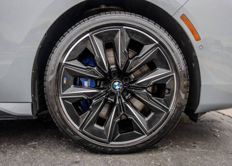 2023 BMW 7 Series 740i