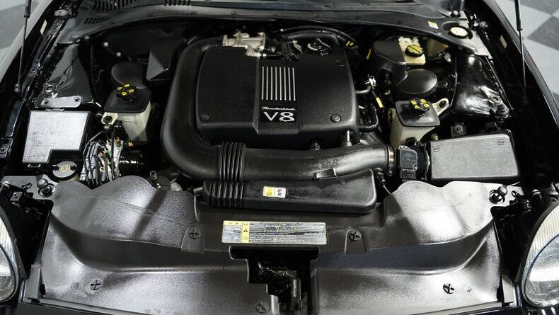 2002 Ford Thunderbird Deluxe