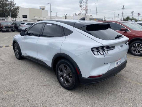 2023 Ford Mustang Mach-E Select