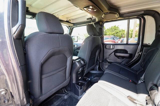 2021 Jeep Gladiator Sport