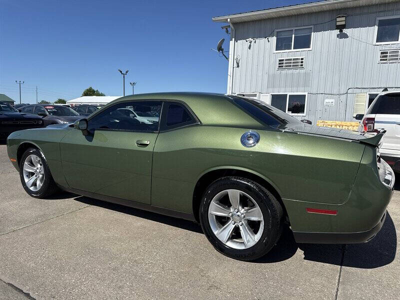 2020 Dodge Challenger SXT