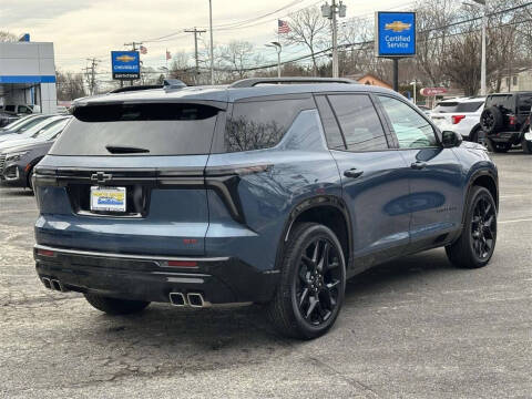 2025 Chevrolet Traverse RS