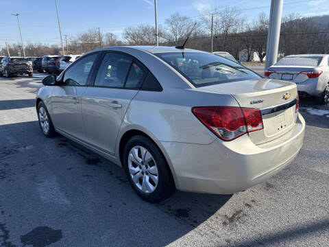 2013 Chevrolet Cruze LS Auto