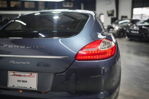 2011 Porsche Panamera