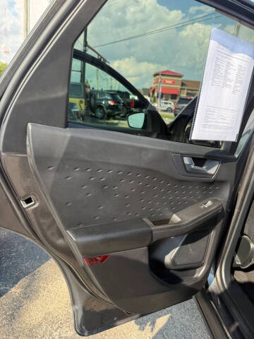 2020 Ford Escape SEL
