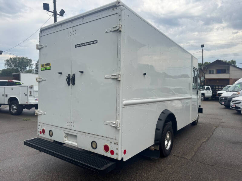 2013 Ford E-Series E-350 SD