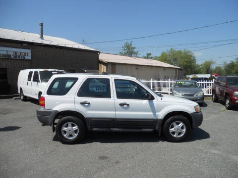 2004 Ford Escape for sale at All Cars and Trucks in Buena NJ