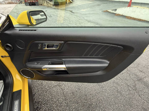 2017 Ford Mustang EcoBoost Premium