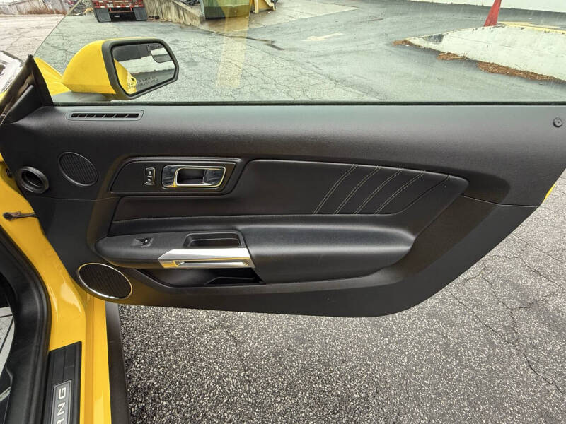 2017 Ford Mustang EcoBoost Premium