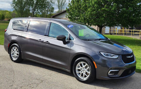 2023 Chrysler Pacifica Touring L