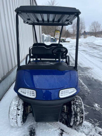 2023 E-Z-GO RXV