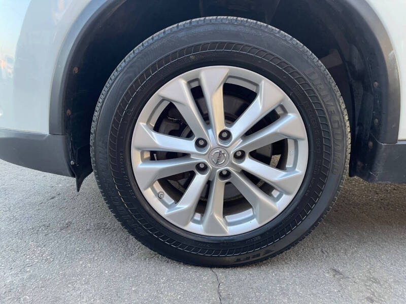 2015 Nissan Rogue SV