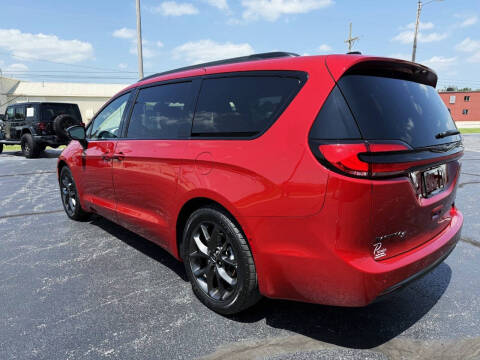 2025 Chrysler Pacifica Limited