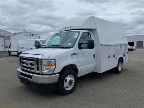 2025 Ford E-Series