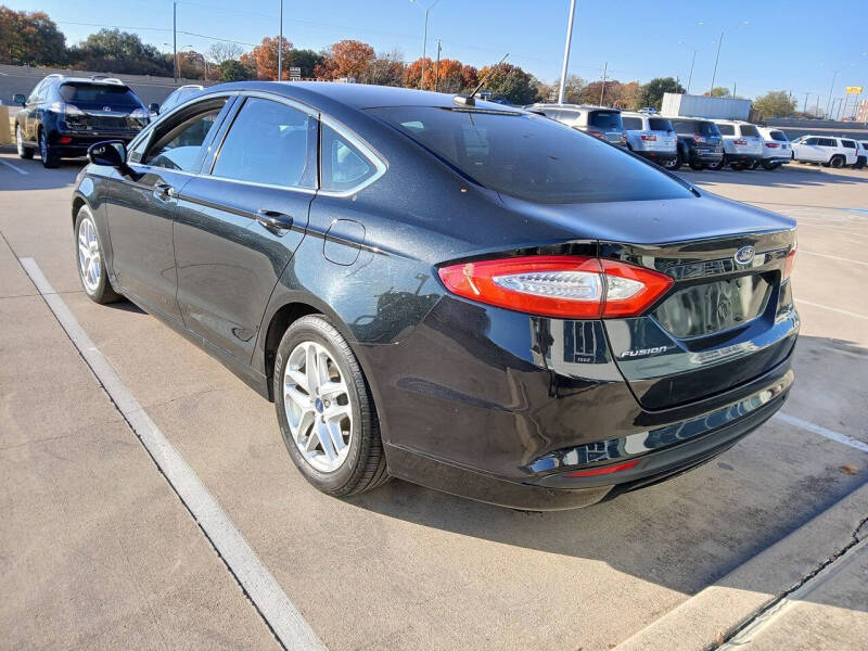 2015 Ford Fusion SE