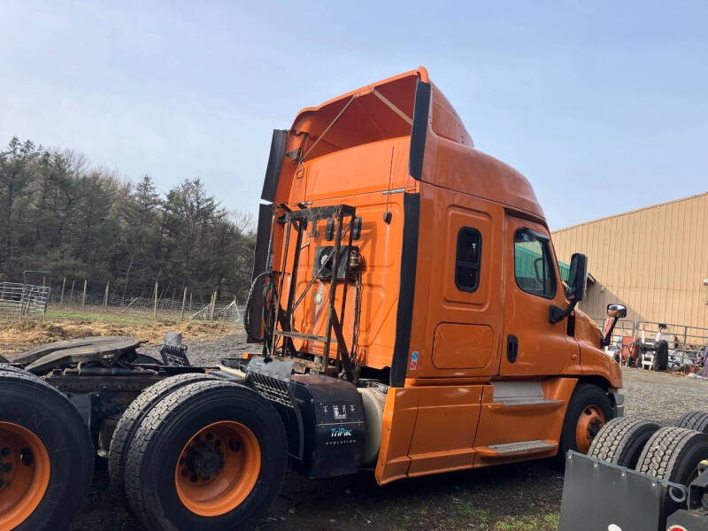 2017 Freightliner Cascadia