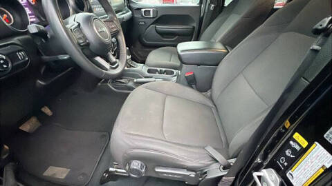 2023 Jeep Gladiator Sport S