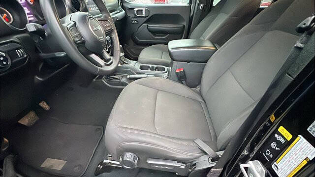 2023 Jeep Gladiator Sport S