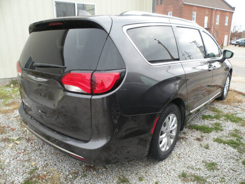 2018 Chrysler Pacifica Touring L