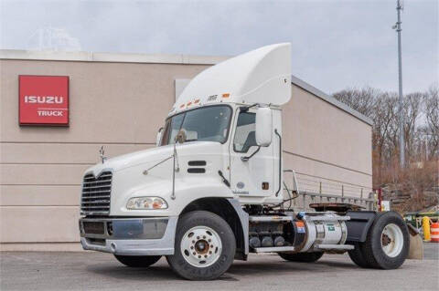 2012 Mack Pinnacle