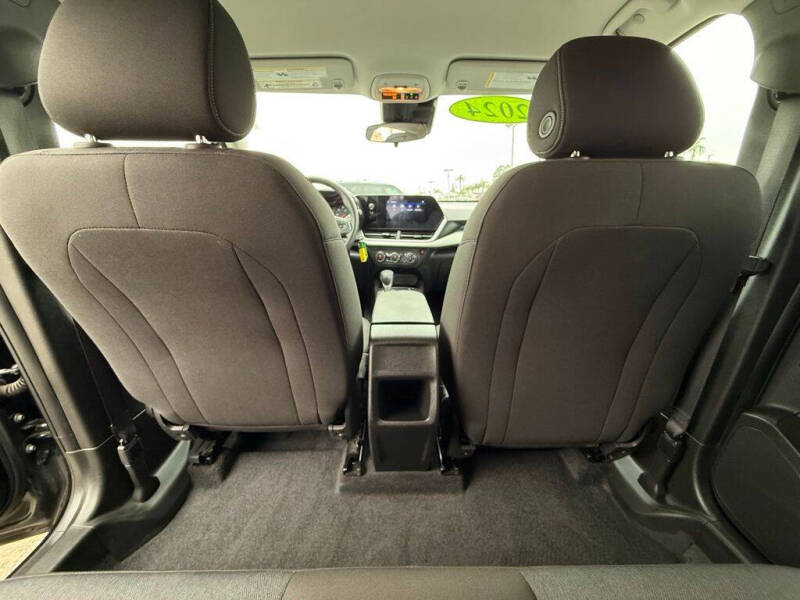 2024 Chevrolet Trax LS