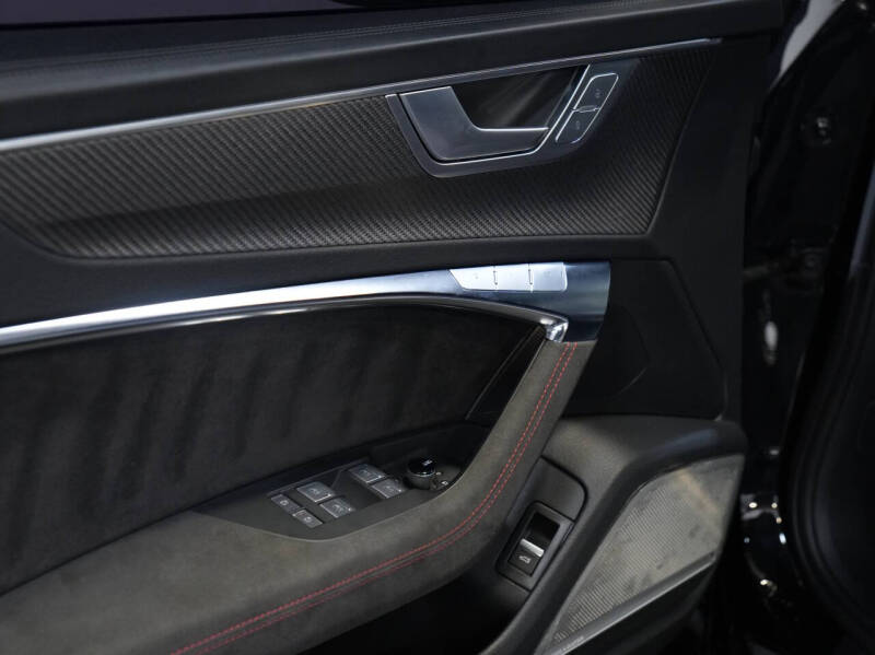 2024 Audi RS 6 Avant 4.0T quattro Avant performance