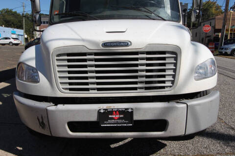 2015 Freightliner M2 106