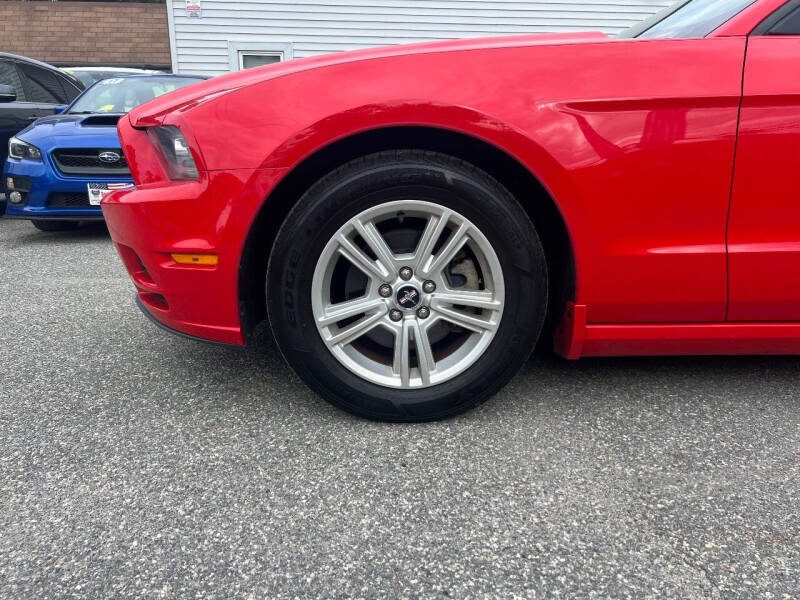 2014 Ford Mustang V6