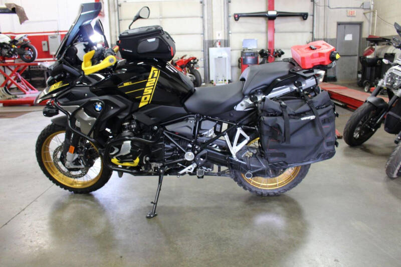 2021 BMW R1250GS for sale at Peninsula Motor Vehicle Group in Oakville NY