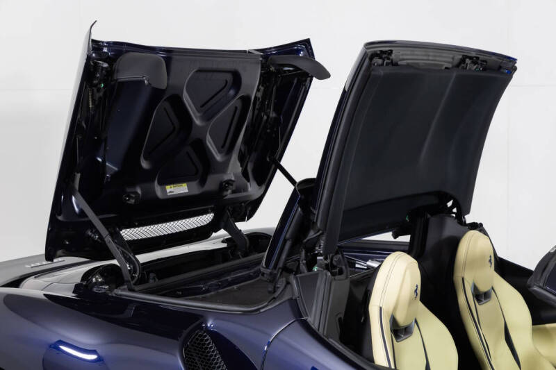 2024 Ferrari 296 GTS