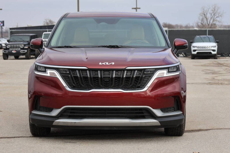 2022 Kia Carnival LX