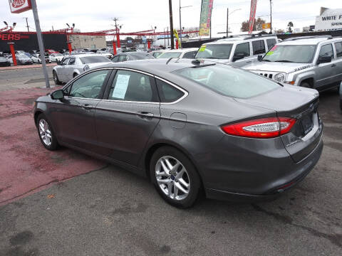 2013 Ford Fusion SE