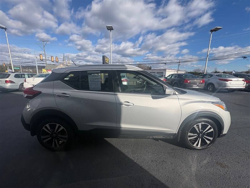 2020 Nissan Kicks SV