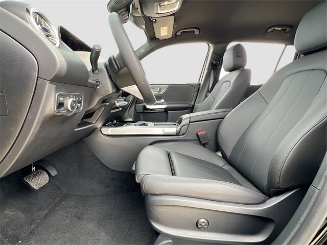 2025 Mercedes-Benz GLB GLB 250 4MATIC