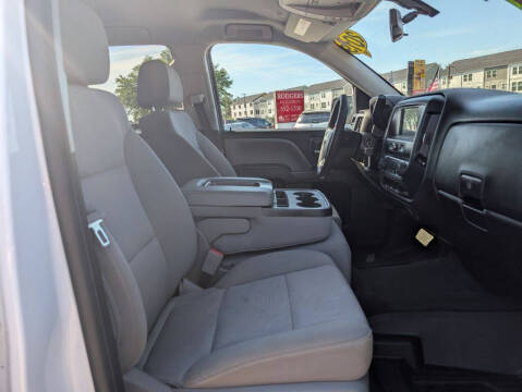 2019 Chevrolet Silverado 1500 LD Custom