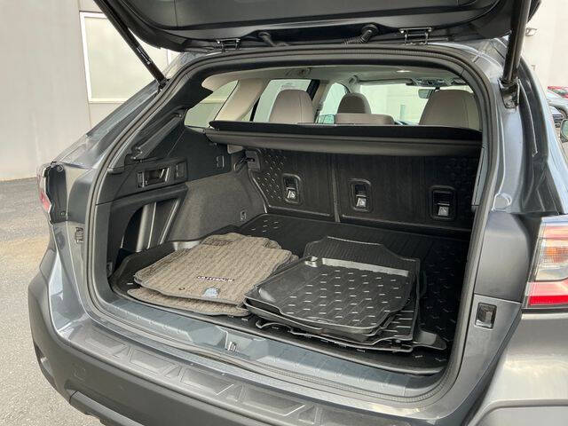 2025 Subaru Outback Premium