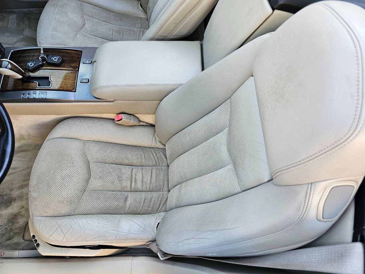 2006 Cadillac XLR-V 42