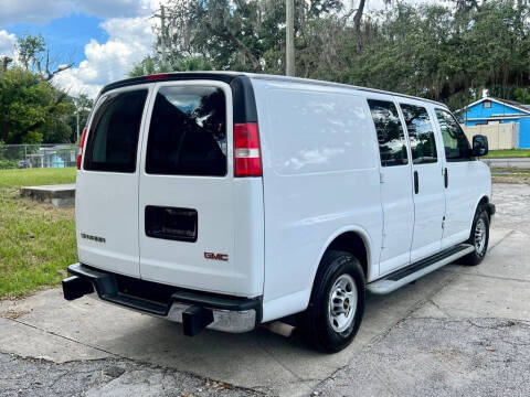 2017 GMC Savana 2500