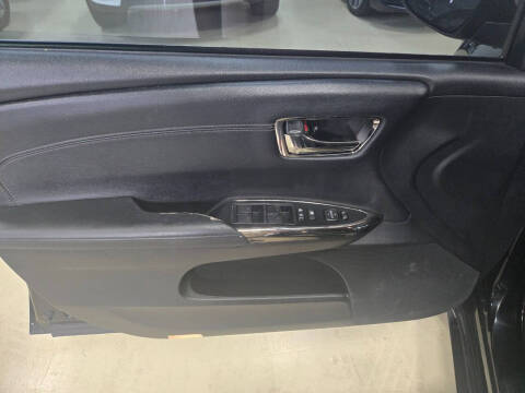 2015 Toyota Avalon XLE