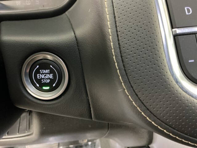 2024 GMC Yukon XL SLT