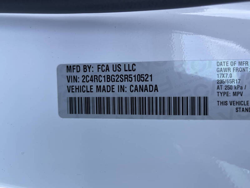 2025 Chrysler Pacifica Select